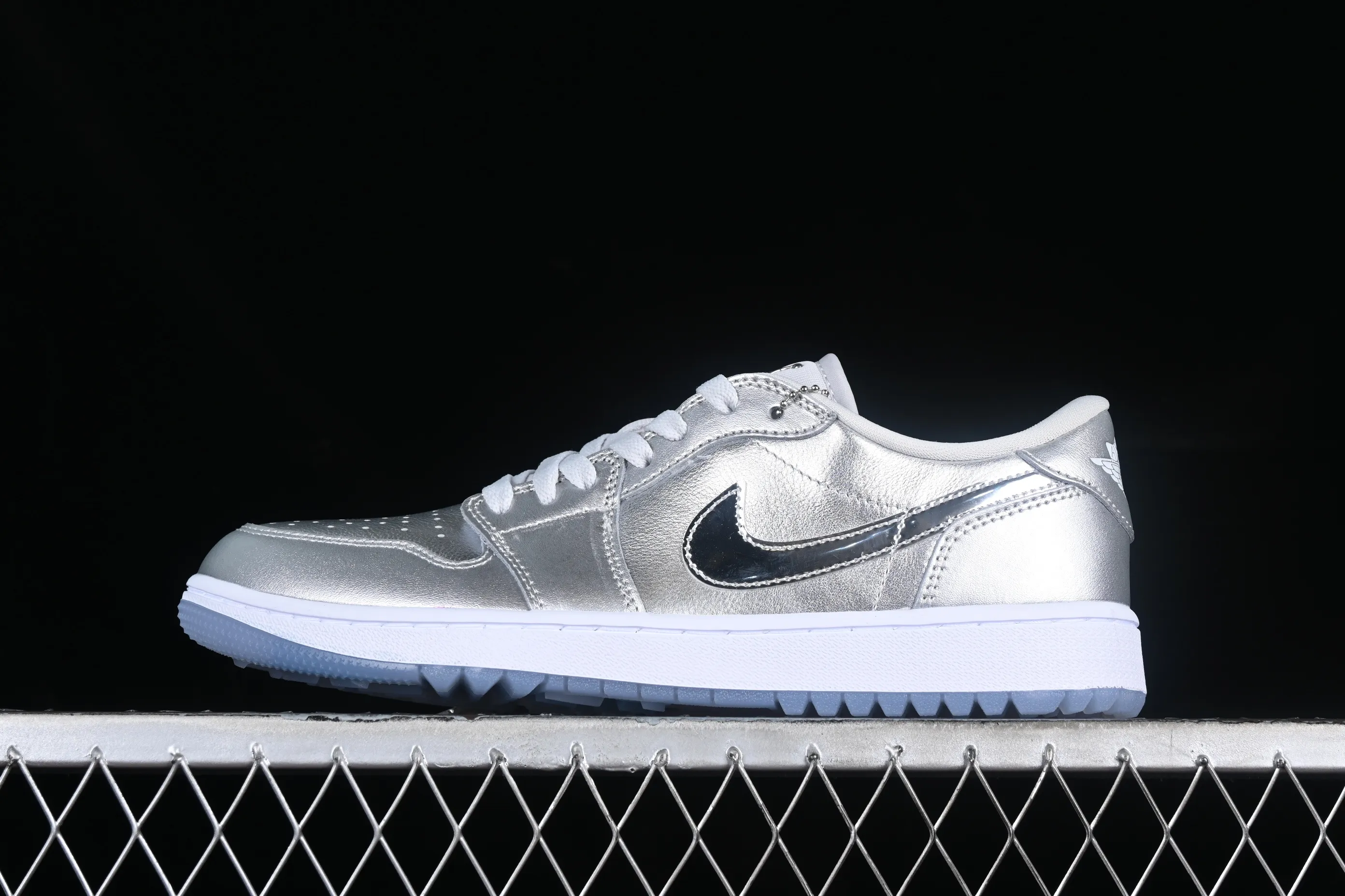 All categories Air Jordan Jordan series basketball shoes Air Jordan 1 Low G version pure original Air Jordan 1 Low Golf AJ1 Joe 1 new golf version liquid silver FD6848-001